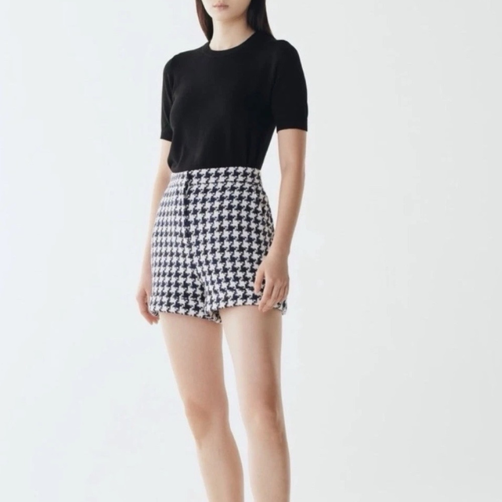 Zara navy houndstooth high waist shorts